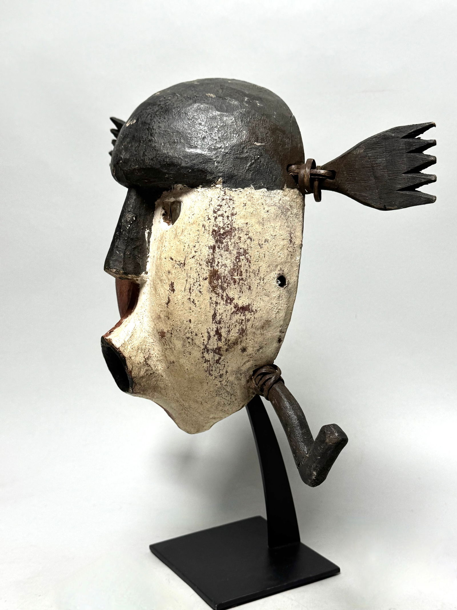 Inuit - Yua Mask made by the Yupik People who live on the West Coast of Alaska. - 5