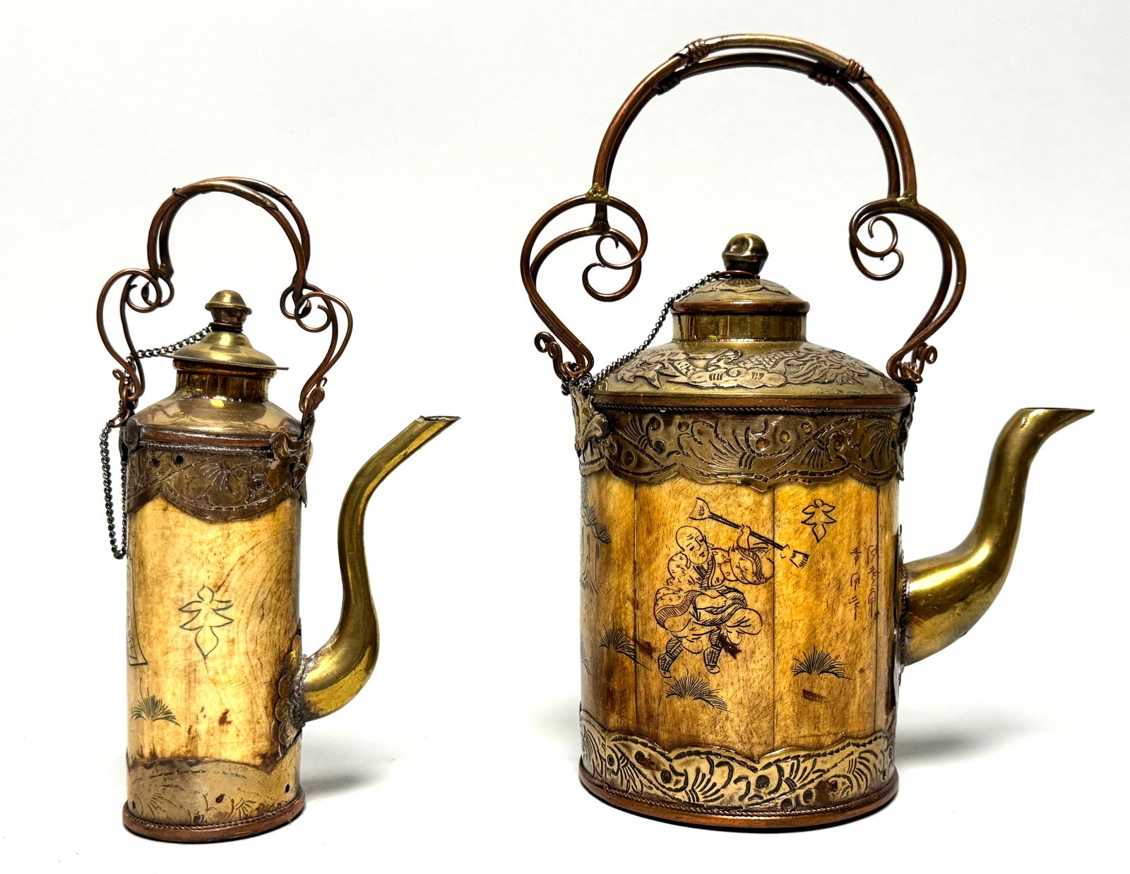 2 Old Chinese Theepots made of bone and brass 1950 - 2