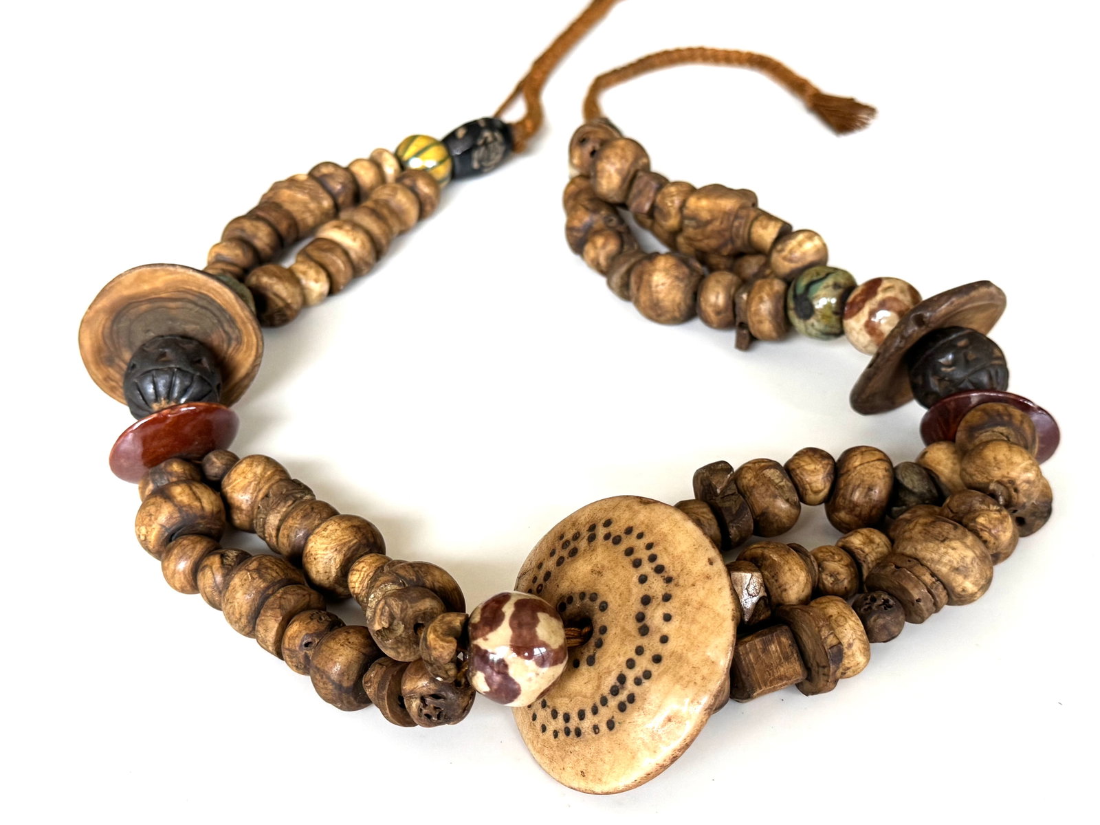 Shamans shell necklace - Naga - India (1 of 12)