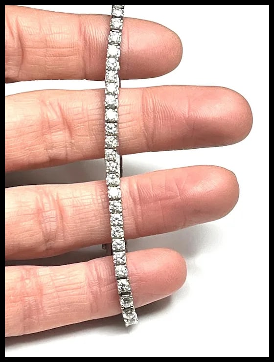 Estate 18k White Gold 4.5 Carat Diamond Tennis Bracelet - 6