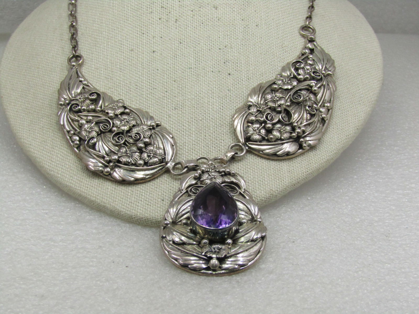 Vintage Sterling Floral Amethyst Lavalier Necklace, 21.5" - 116 grams. - 3