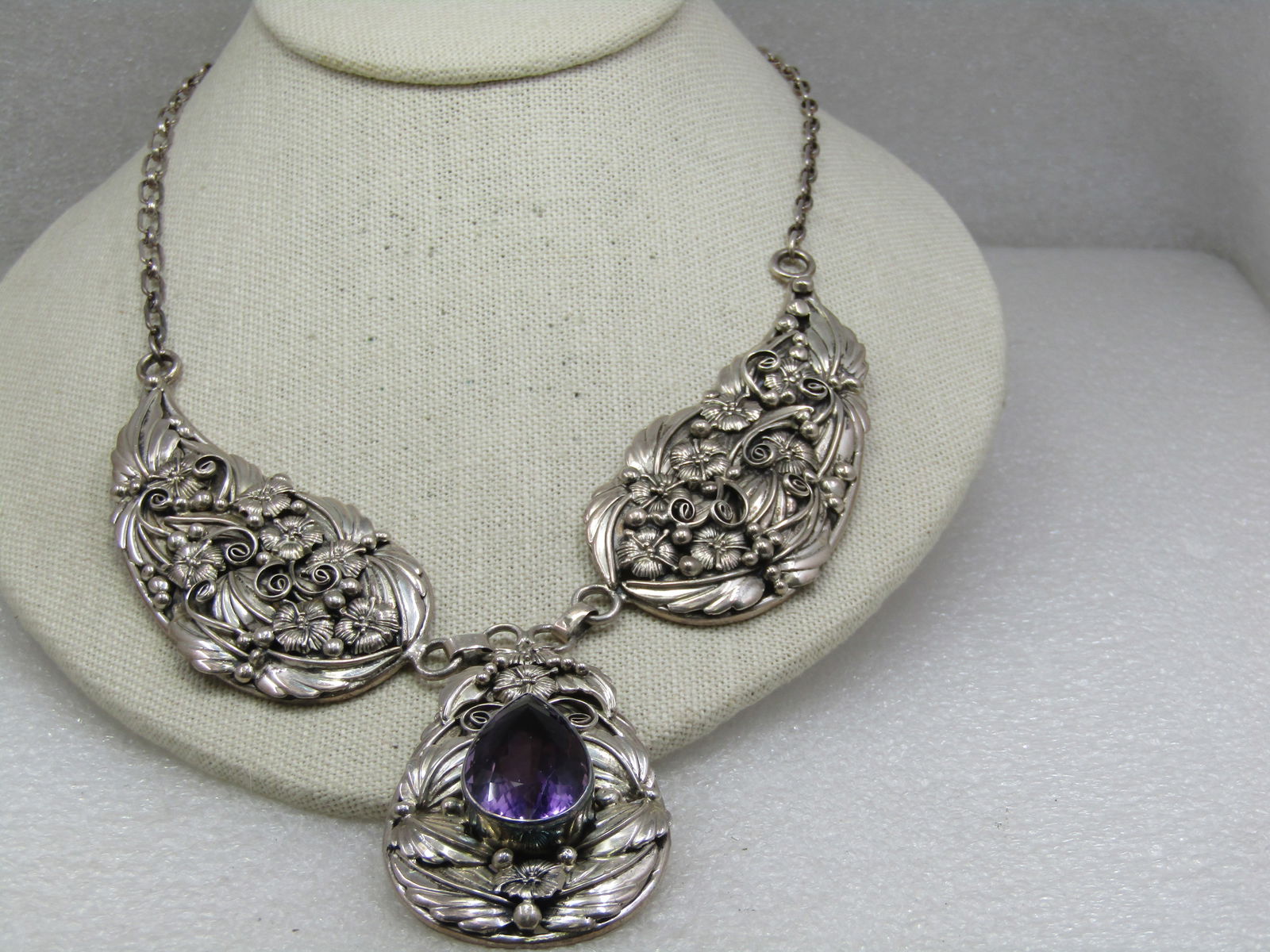 Vintage Sterling Floral Amethyst Lavalier Necklace, 21.5" - 116 grams. - 4