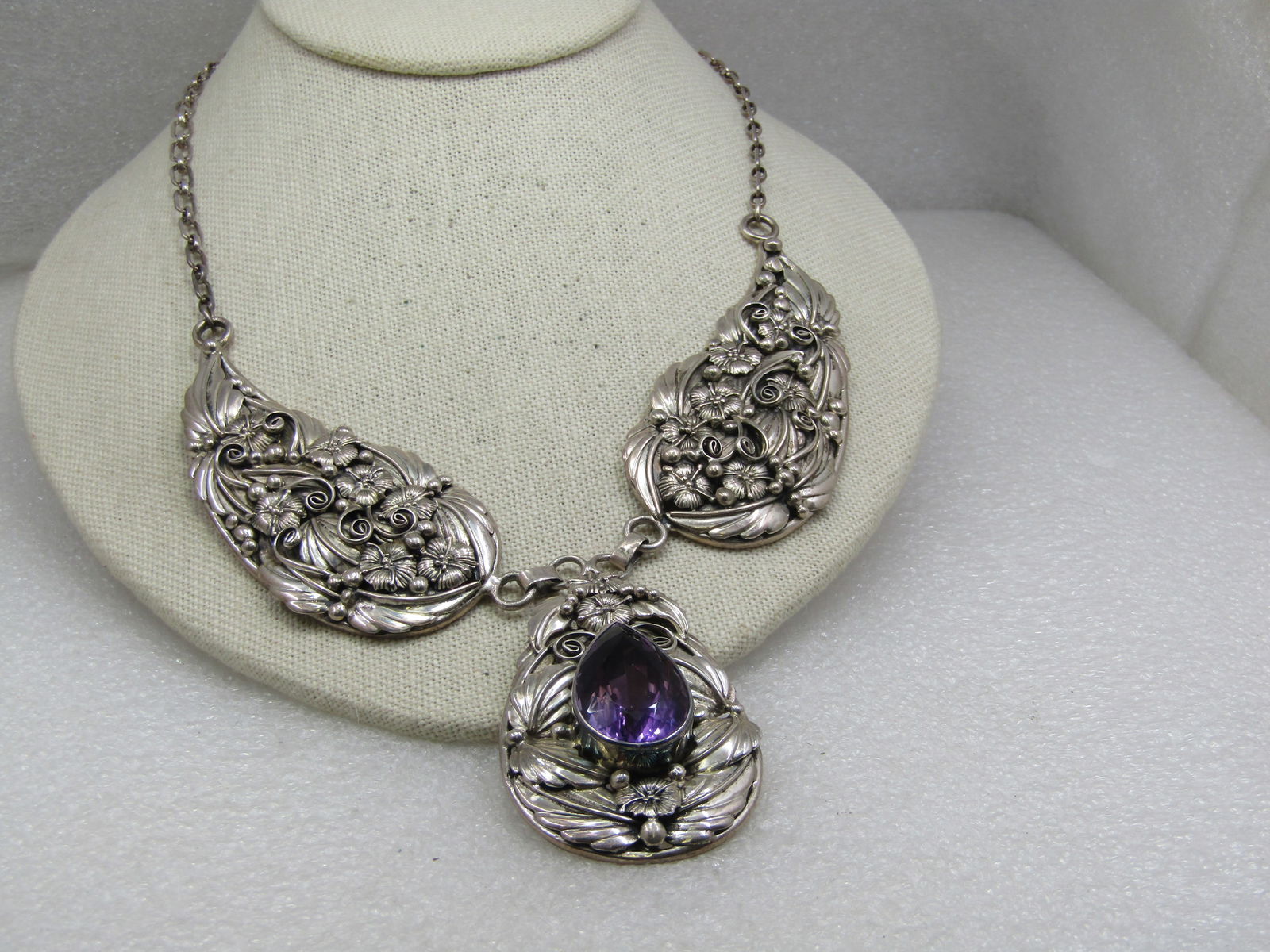 Vintage Sterling Floral Amethyst Lavalier Necklace, 21.5" - 116 grams. - 5