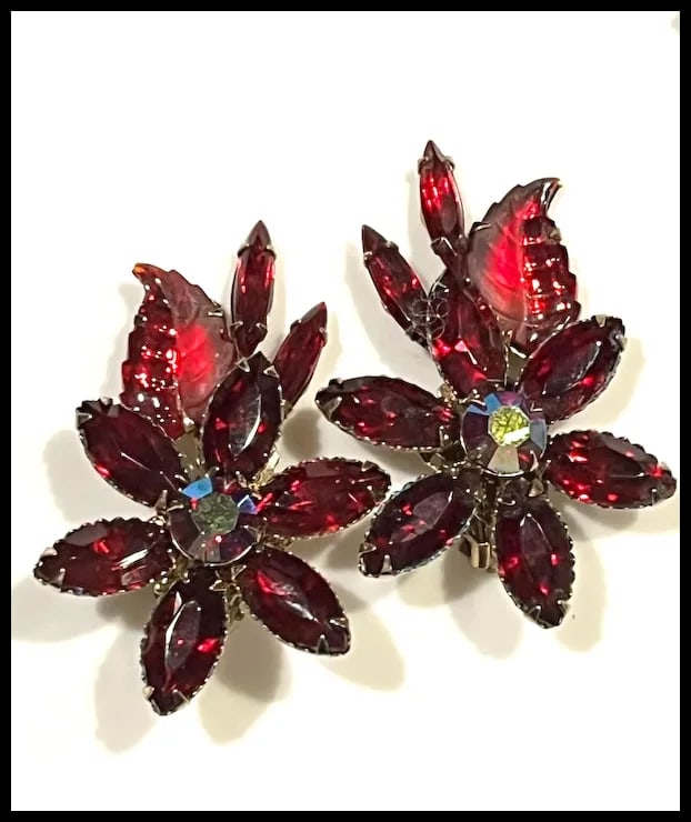 Vintage Red Rhinestone Statement Necklace and Earring Set - 6