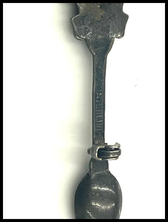 Vintage Sterling Silver Kissing Couple Spoon Brooch/Pin - 4