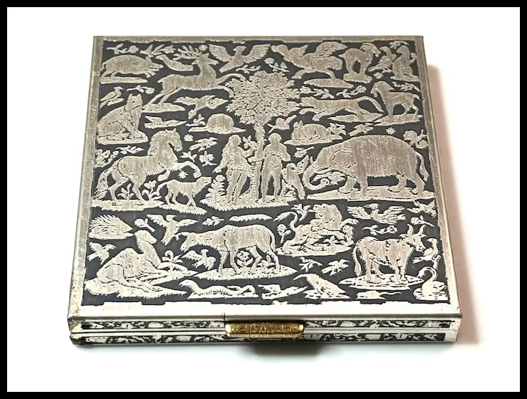 Vintage French Volupte Adam and Eve Compact - 2