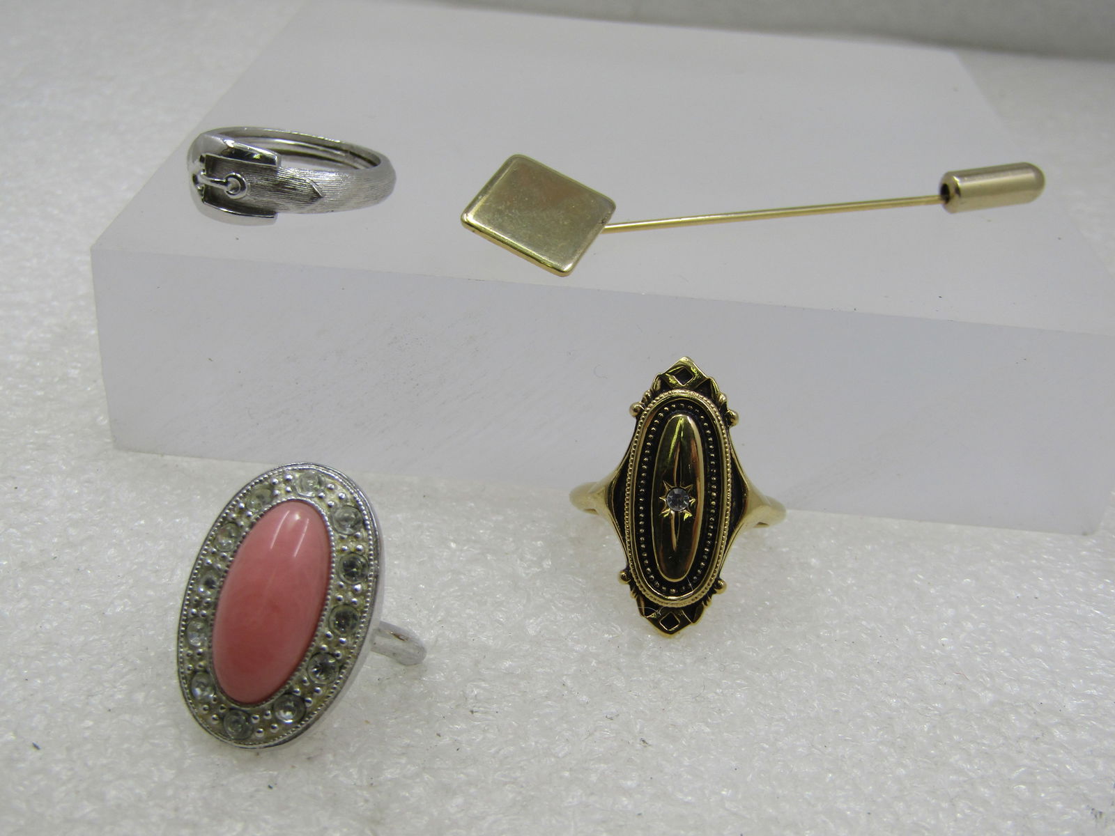 Vintage Avon 3 Ring , 1 Stick Pin Lot, Adjustable, 1970's-1980's - 2