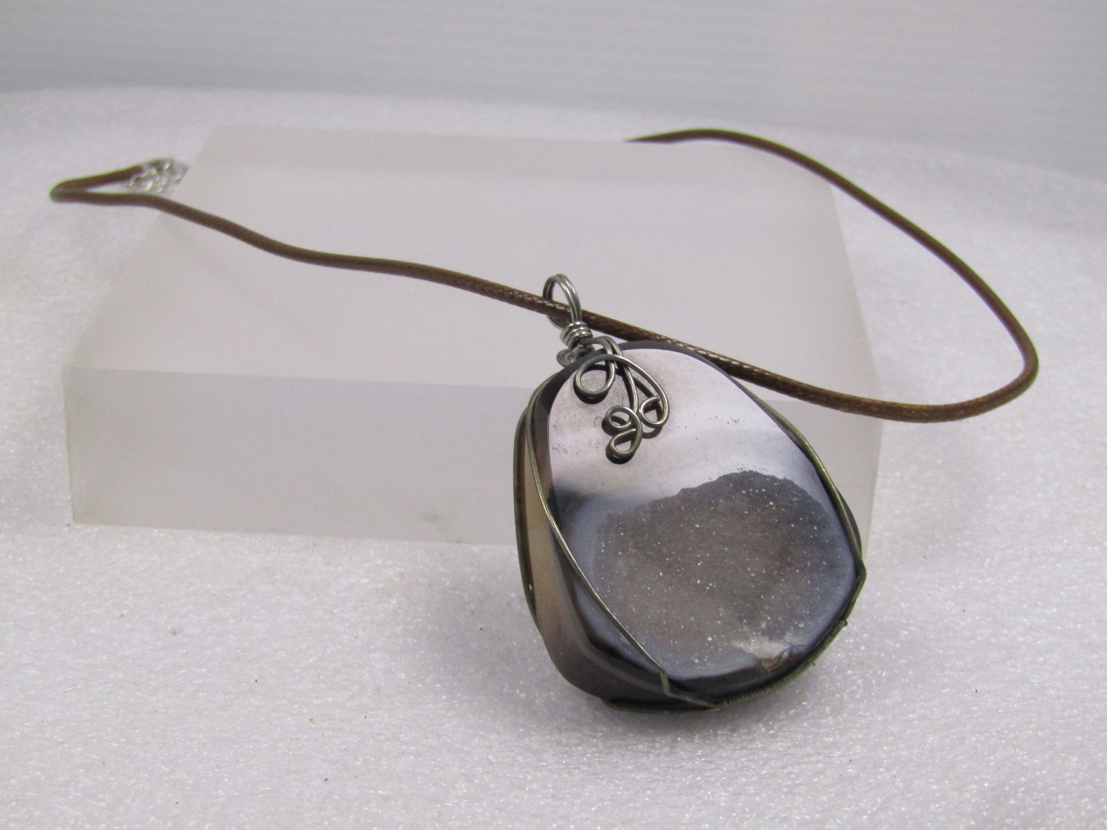 Brown Montana Druzy Agate Pendant on Brown Cord Necklace, 18"-20", 1980's-1990's - 6