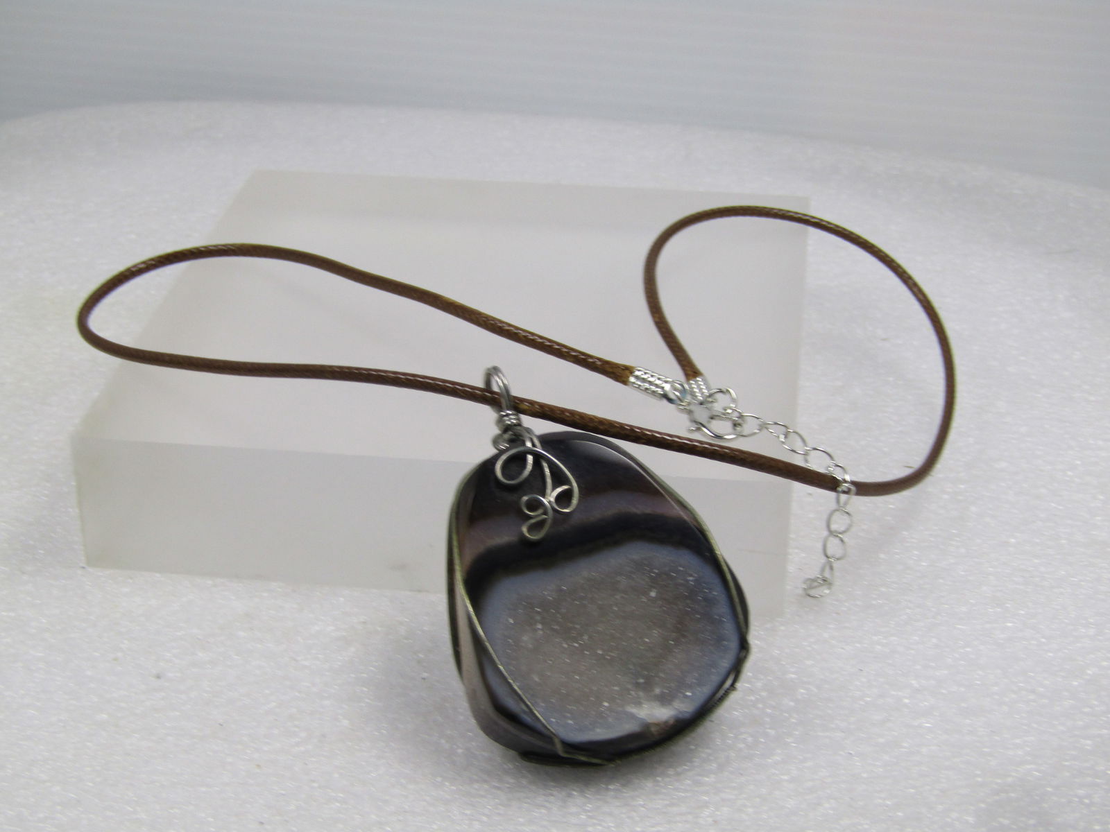 Brown Montana Druzy Agate Pendant on Brown Cord Necklace, 18"-20", 1980's-1990's - 7