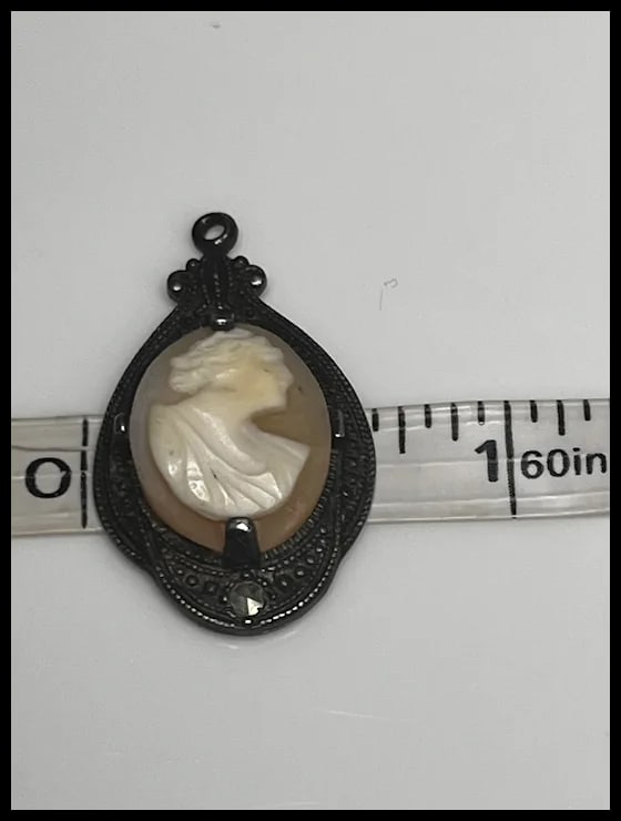 Vintage Carved Shell Cameo and Marcasite Pendant - 6