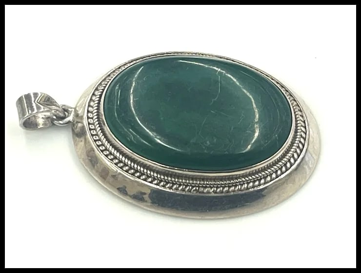 Vintage Oversized Sterling Silver Malachite Pendant - 3