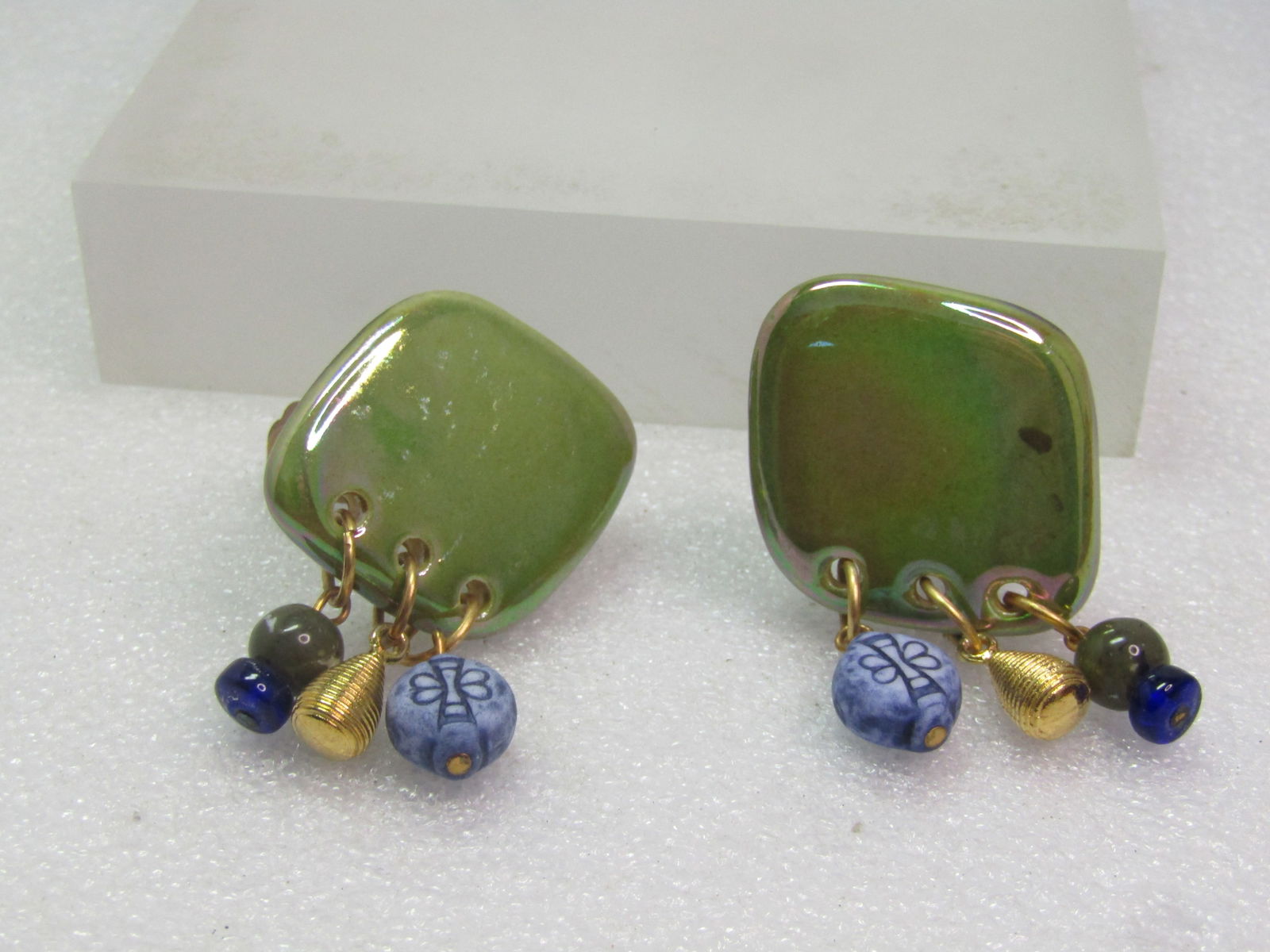 Vintage DonCaster Ceramic Dangling Earrings, Clip, on Card., 1990's - 5