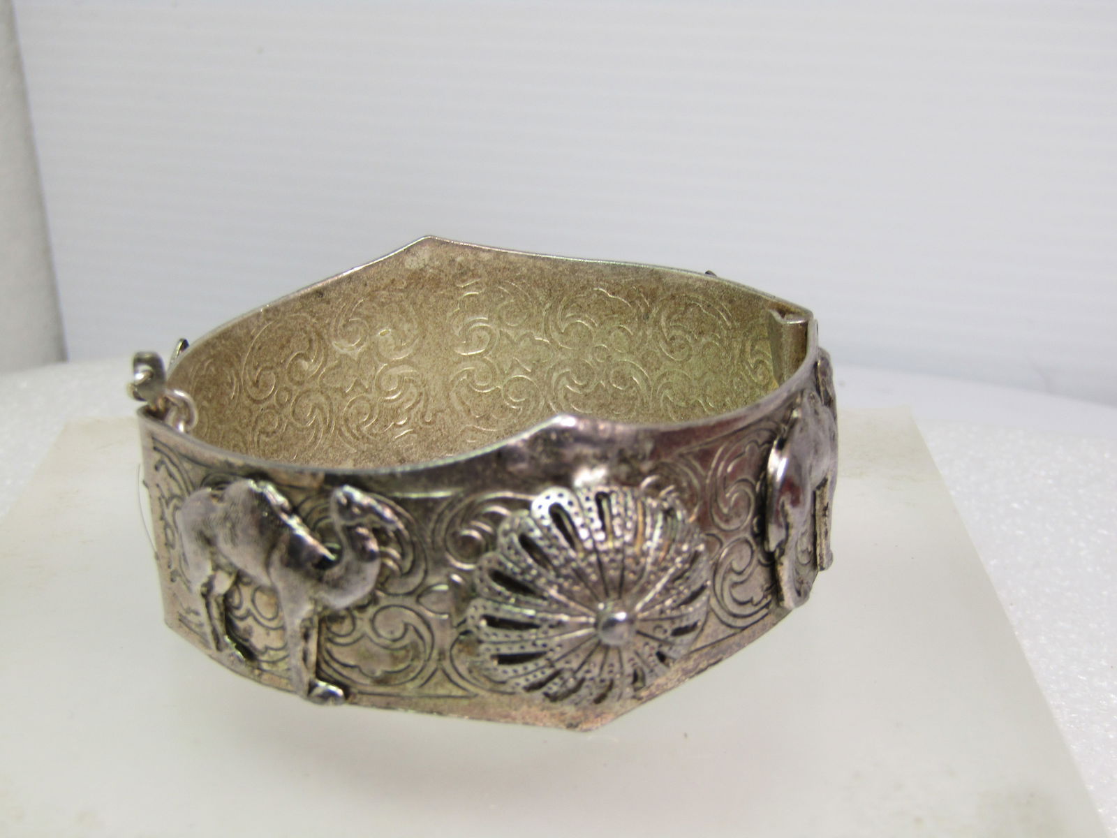 Vintage Hinged Hand of Fatima Bangle Bracelet, Pin Clasp, Middle East, 1950's-1960's, 7" - 4