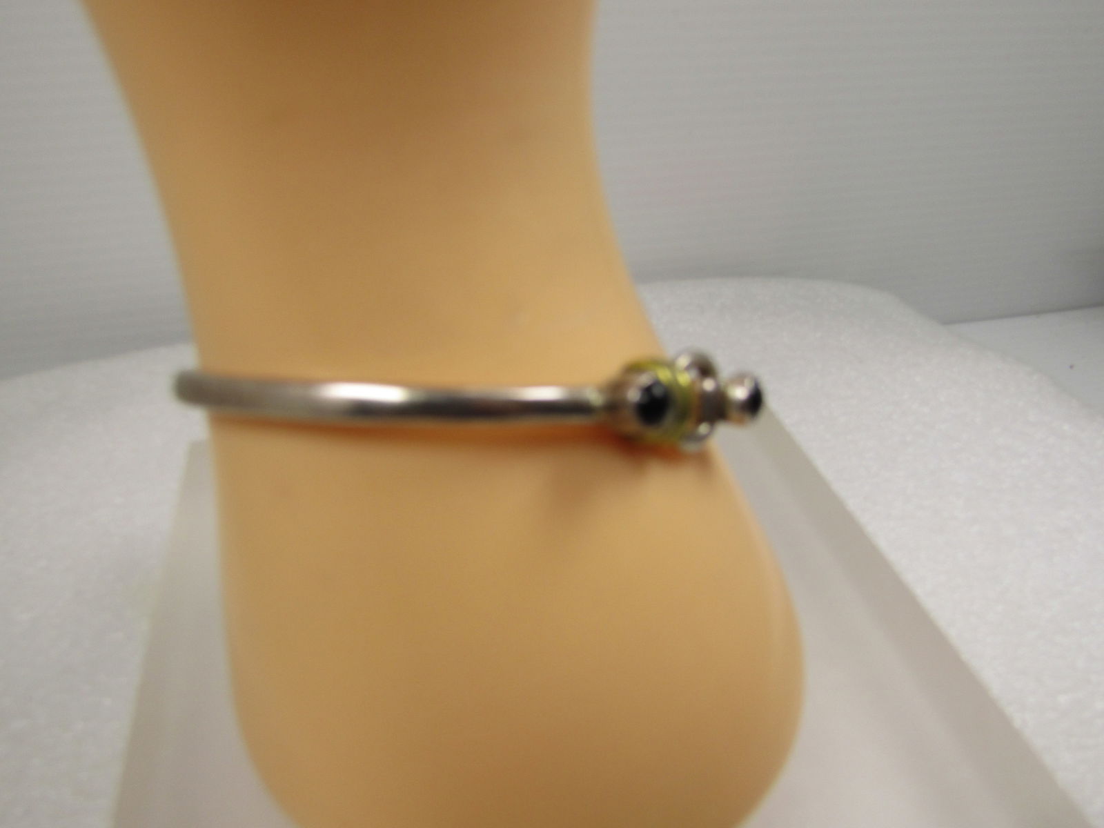 Vintage Sterling, Onyx and Brace Cuff Bracelet, Top Clasp, Signed TS, Later 1900's. - 4