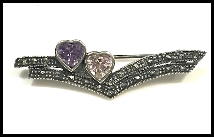 Vintage Sterling Silver Marcasite Brooch with Amethyst & Morganite Hearts - 2