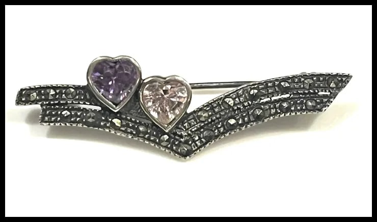 Vintage Sterling Silver Marcasite Brooch with Amethyst & Morganite Hearts - 3