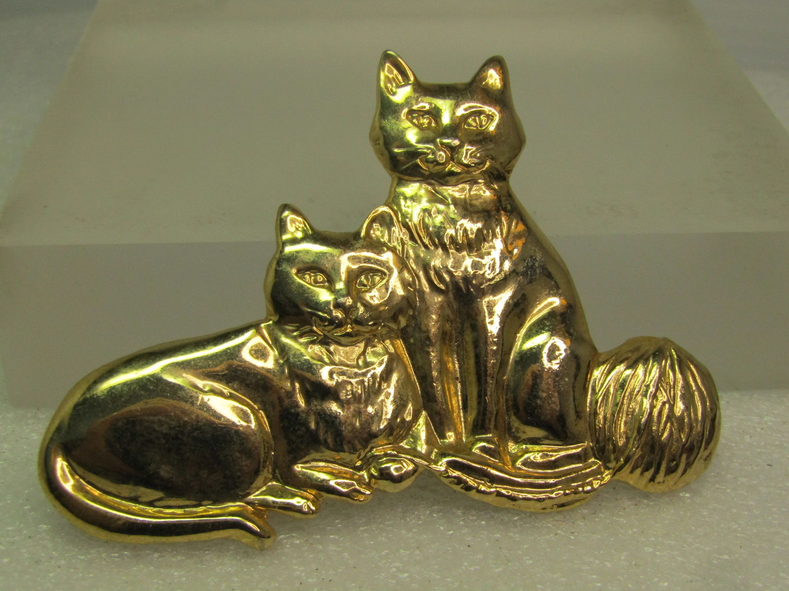 Vintage Cats and Yard Brooch, 1980's, Large, Gold-Tone - 6