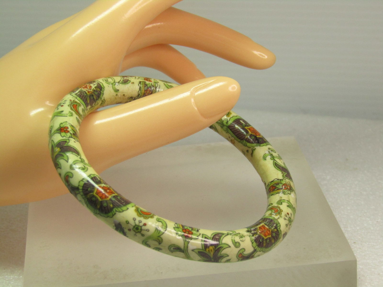 Vintage Floral Transfer Bangle Bracelet, 8", 1960's-1980's - 5