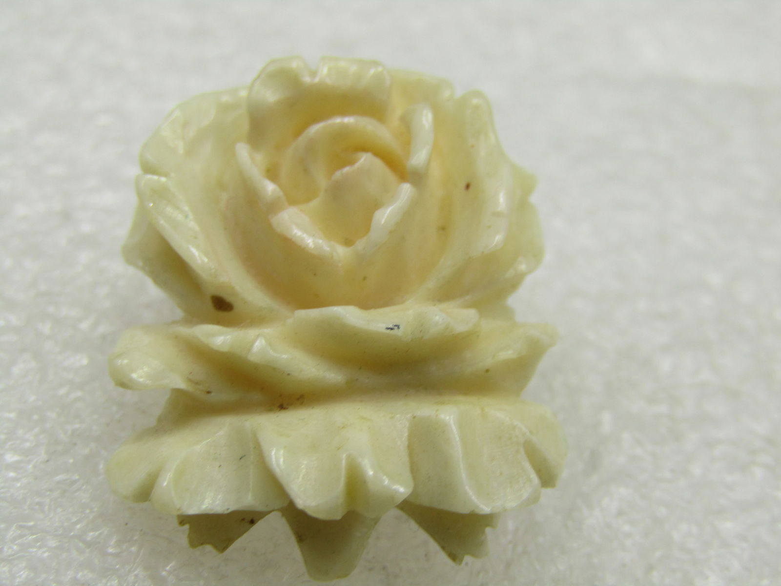 Vintage White Carved Floral Brooch, C-Clasp, 1920's-1930's - 5