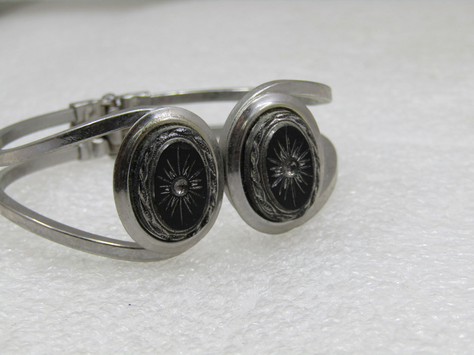 Vintage Top Opening Hinged Cameo Style Cuff Bracelet, 7" - 2