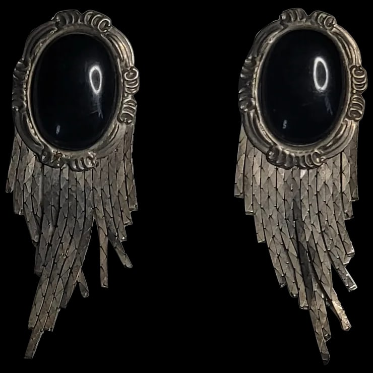 Vintage Tassle Earrings: Title: Vintage Tassle Earrings Description: Vintage Tassle Earrings Date/Period: vintage Materials: Costume Size: Length - 2.75 With Tassle, Face - 1 x 1 Reserve: $50.00 Shipping: Domestic: Flat-rat