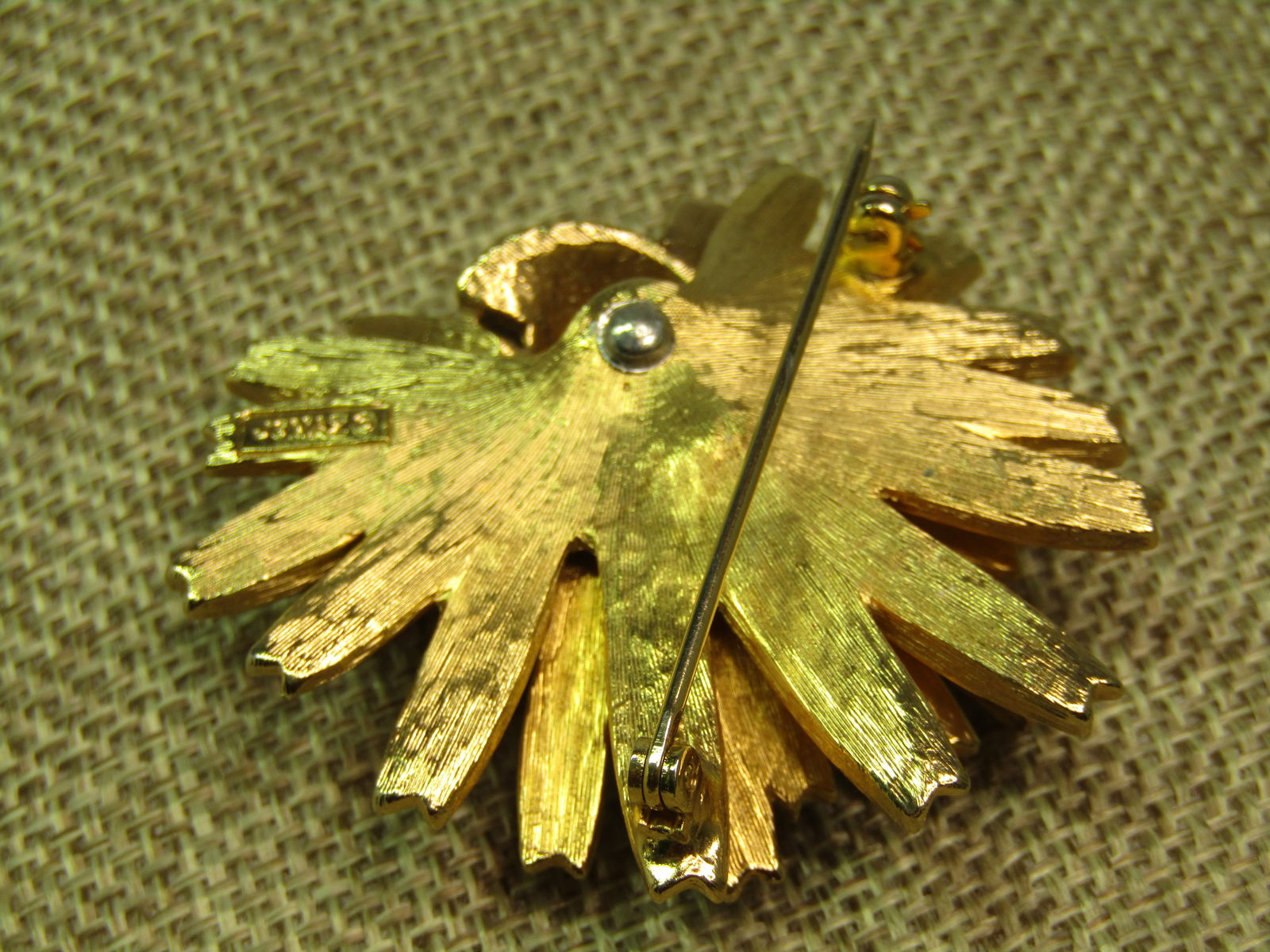 Vintage Jomaz Floral Rhinestone Two-Tone Brooch, Tiered, 1950's-1960's - 3