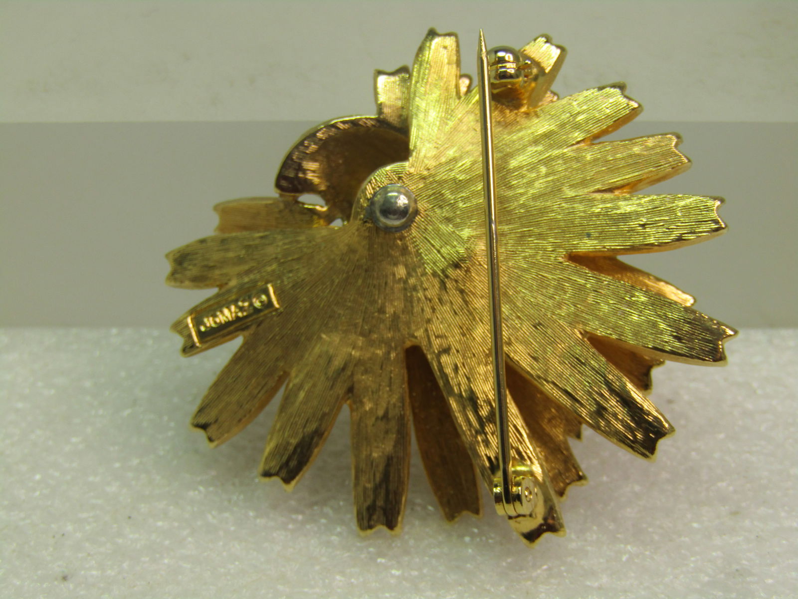 Vintage Jomaz Floral Rhinestone Two-Tone Brooch, Tiered, 1950's-1960's - 5