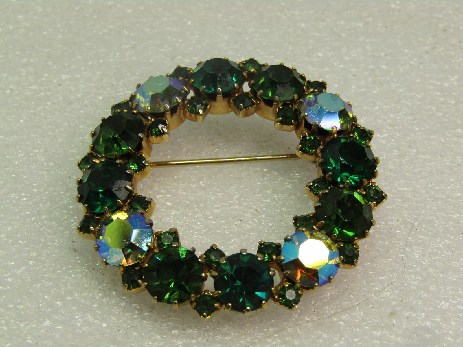 Vintage Green Aurora Borealis Brooch, Signed Karu Arke, 1950's - 7