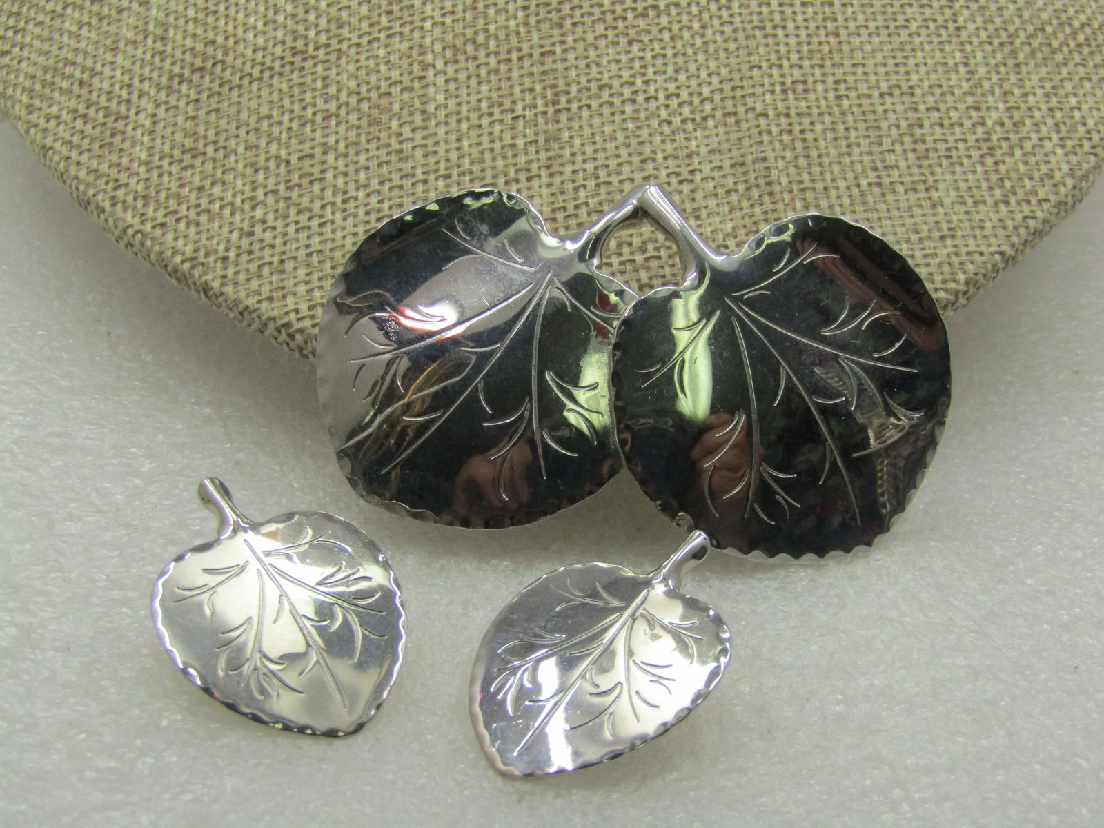 Vintage Bergere Leaf Brooch & Earrings Set, 1940's-1960's (1 of 5)