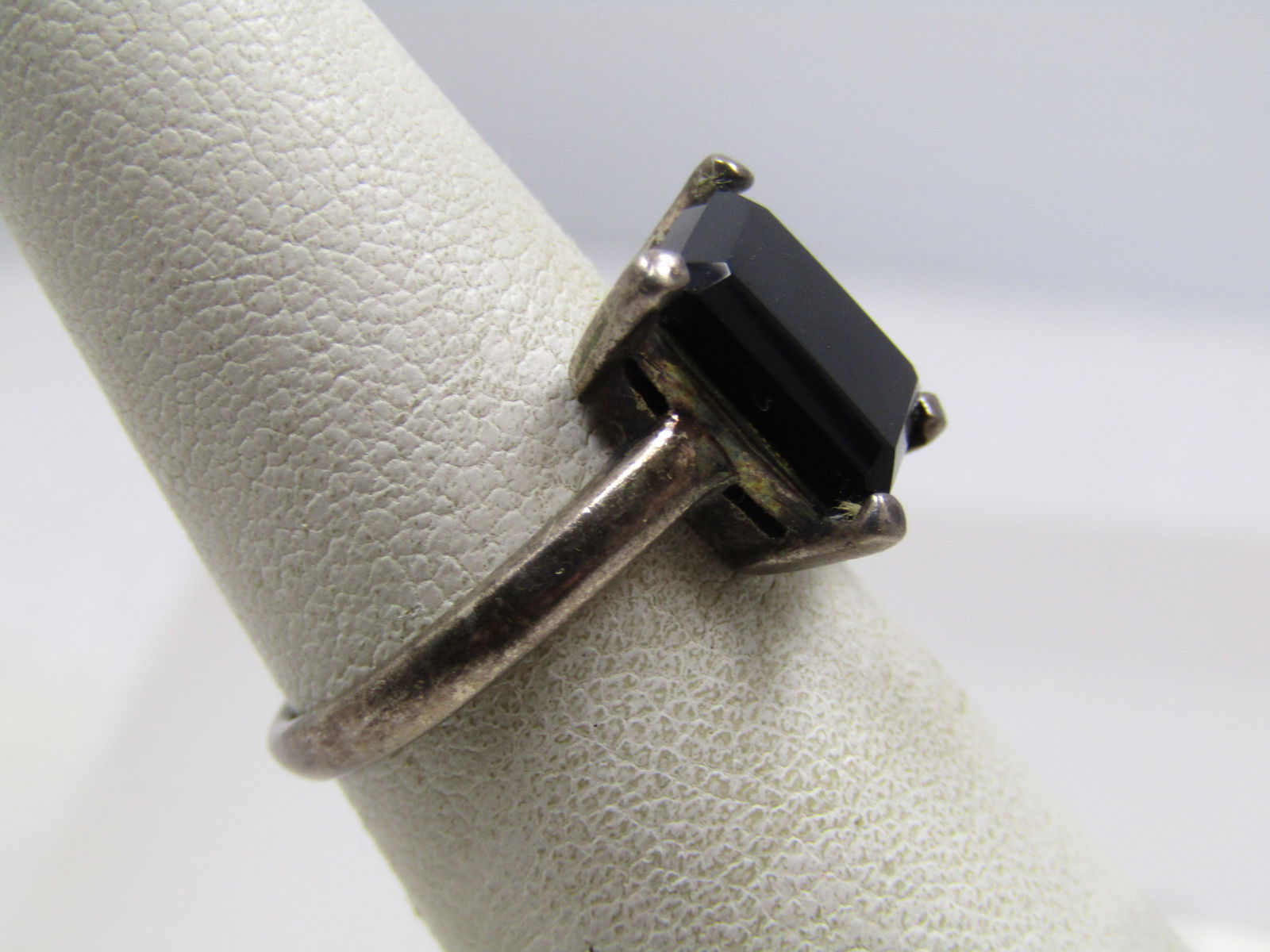 Vintage Sterling Black Onyx Ring, Rectangular Cut, Sz. 6, 1960's-1970's - 3