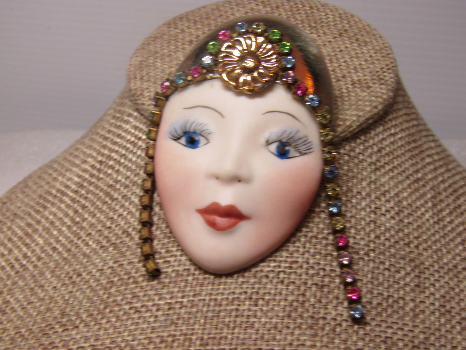 Vintage Porcelain Flapper Girl Brooch with Rhinestones, 1980's - 3