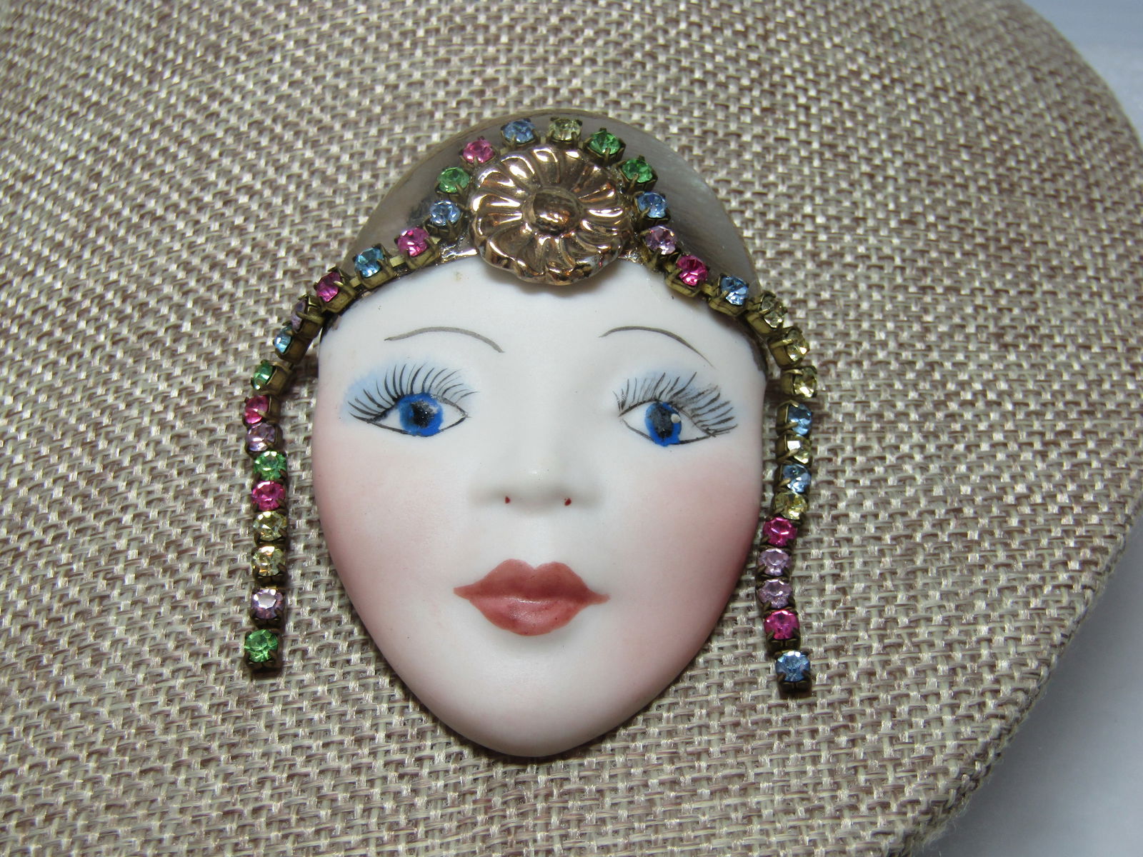 Vintage Porcelain Flapper Girl Brooch with Rhinestones, 1980's - 5