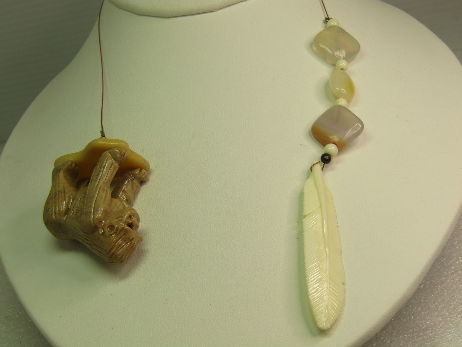 Carved Gorilla Fan Pull/Suncatcher with Carved Feather & Agate - 6