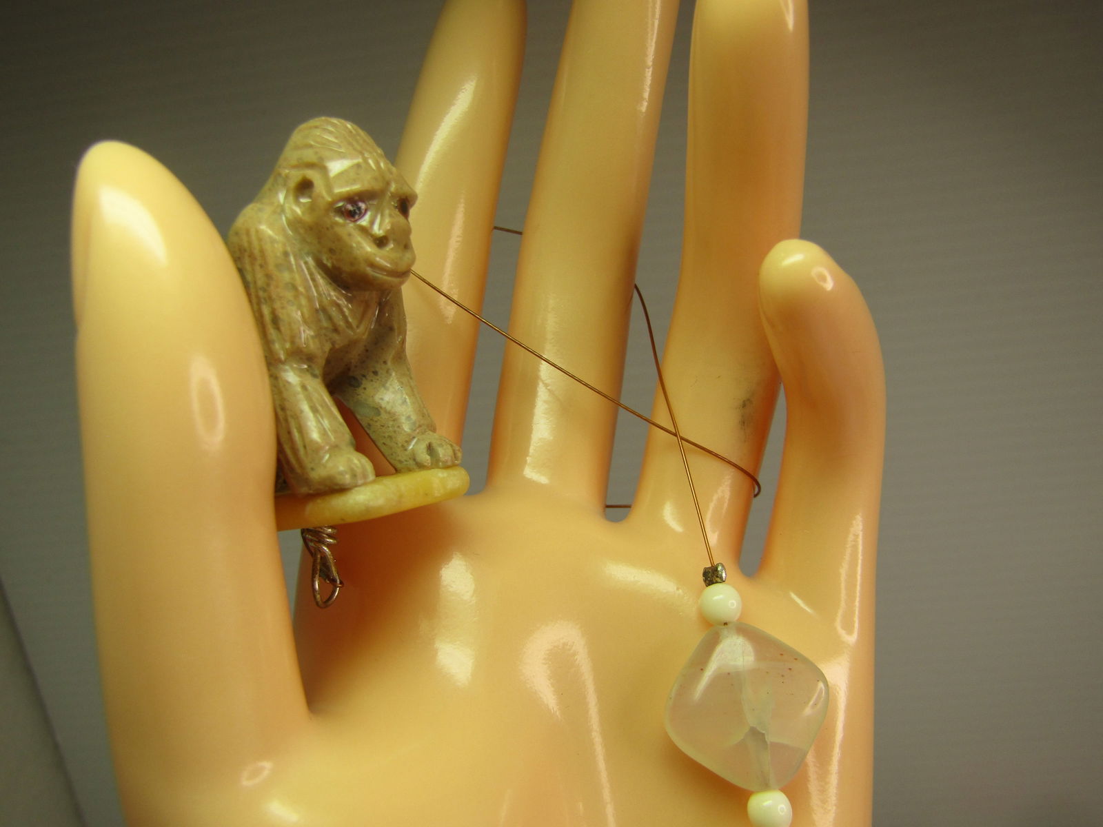 Carved Gorilla Fan Pull/Suncatcher with Carved Feather & Agate - 8