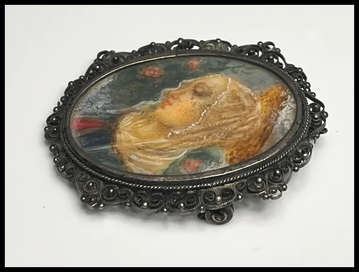 Vintage Filigree Silver 800 Framed Portrait Brooch - 3