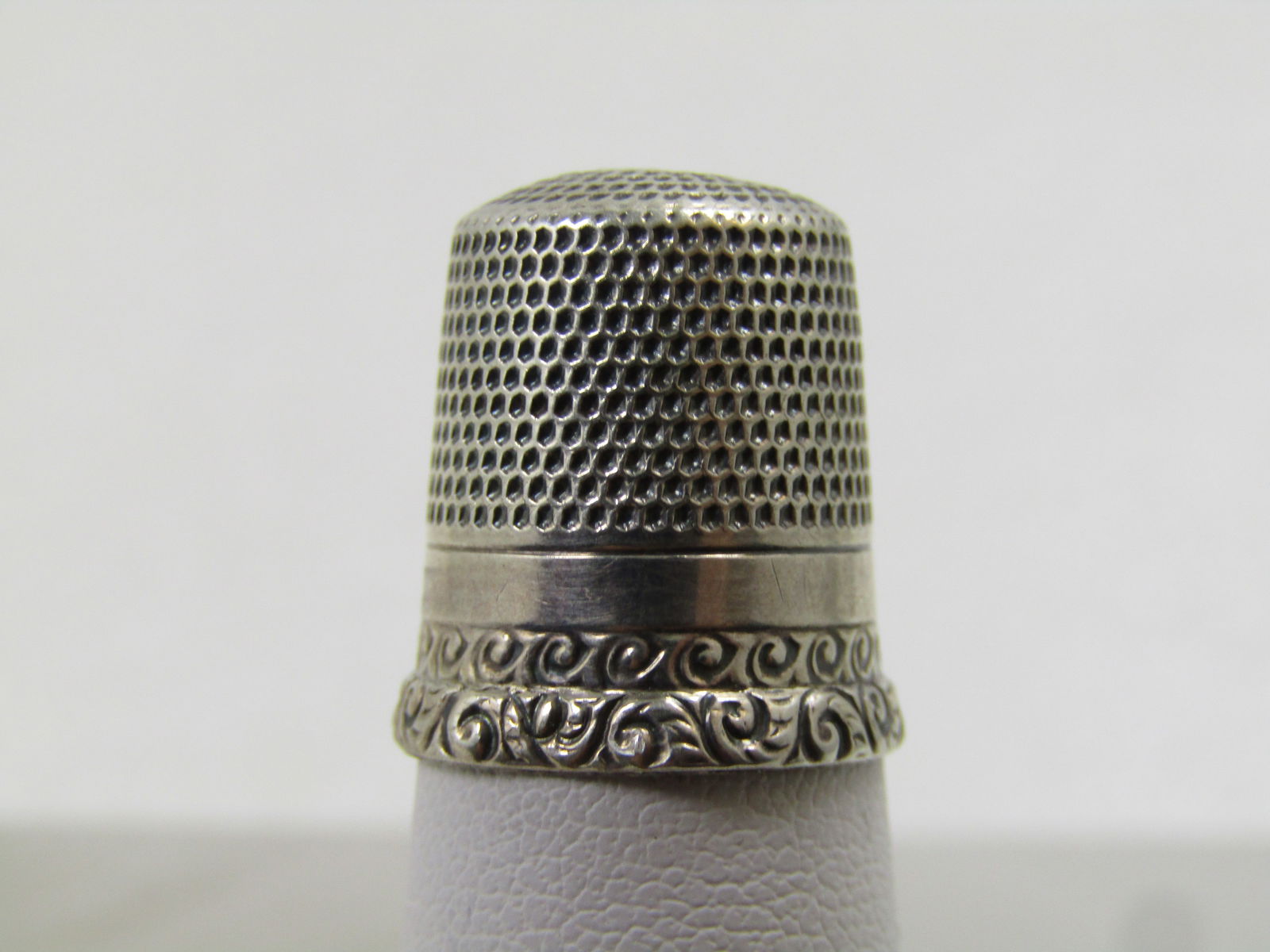Vintage Sterling Thimble, Sz. 9, Signed, 1930's-1950's (1 of 6)