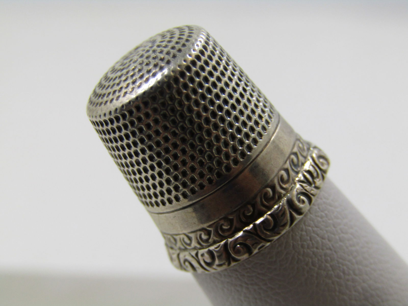 Vintage Sterling Thimble, Sz. 9, Signed, 1930's-1950's - 3