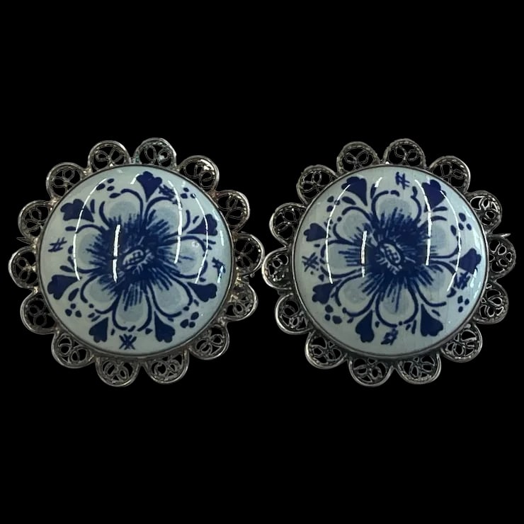Vintage Delft Silver Filigree Ceramic Brooch/Pin (1 of 5)