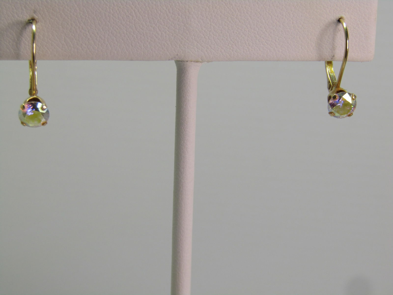 Vintage 14kt Leverback Aurora Borealis Earrings, Pierce, 1980's-1990's: Vintage 14kt Leverback Aurora Crystal Borealis Earrings, Pierce, 1980's-1990's. Great for Brides. These are marked 14kt and test as 14kt with a weight of appx. 1.17 grams. They have a prong-set 4.5mm