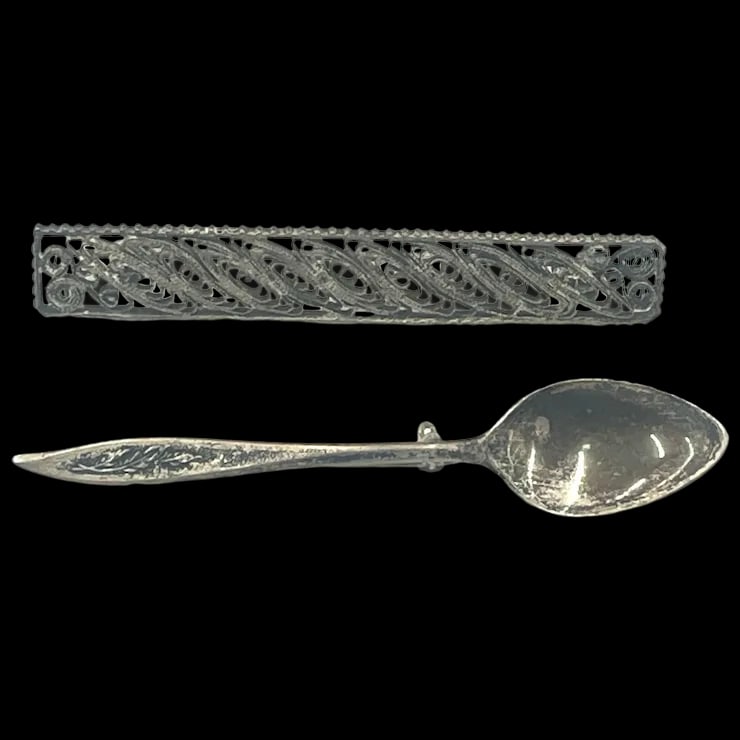 Vintage Sterling Silver Spoon Brooch and Silver Filigree Bar Pin: Title: Vintage Sterling Silver Spoon Brooch and Silver Filigree Bar Pin Description: Vintage Sterling Silver Spoon Brooch and Silver Filigree Bar PinSpoon Hallmarked: SterlingFiligree Bar Pin: No