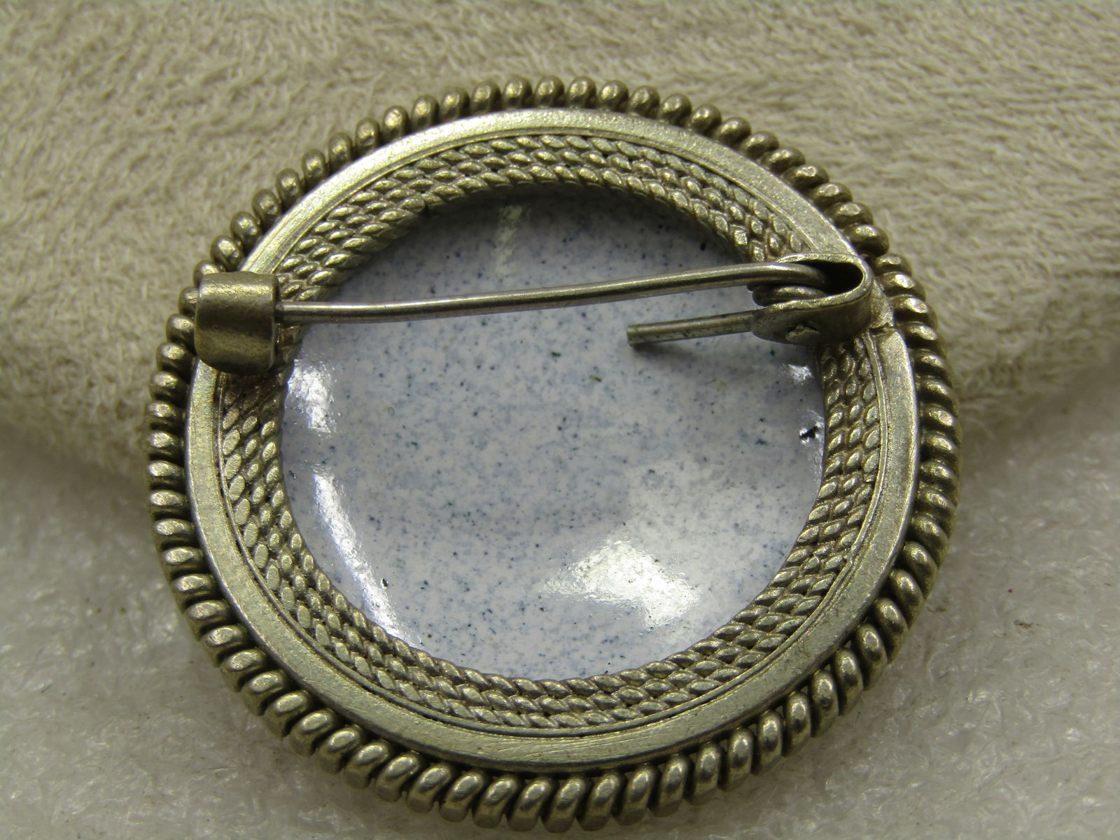 Vintage Painted Scenery Round Brooch, Silver Tone, C-Clasp - 5