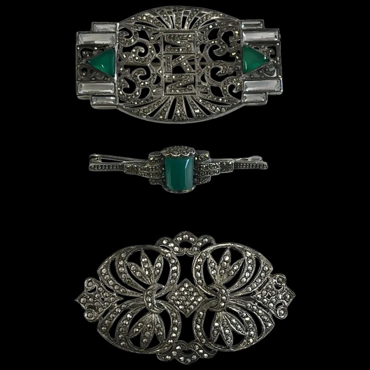 Vintage Lot of Art Deco Brooches set with Chrysoprase and Marcasite (1 of 13)