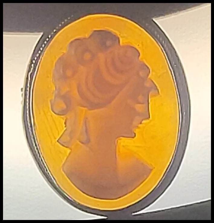 Silver Cameo Brooch/Pin/Pendant - 6