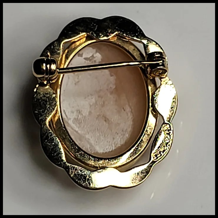 Vintage Gold Filled Cameo Pin/Brooch - 3