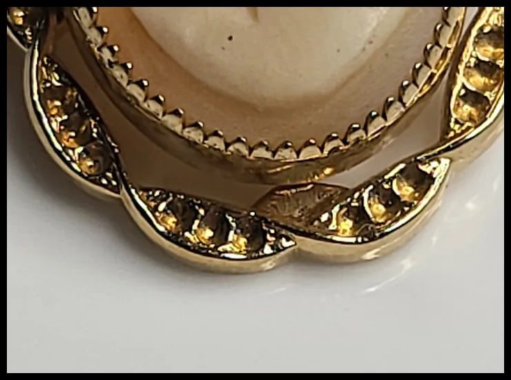 Vintage Gold Filled Cameo Pin/Brooch - 4
