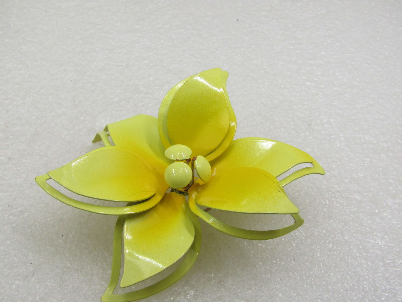 Vintage Yellow Enameled Flower Blossom Brooch, 1960's - 4