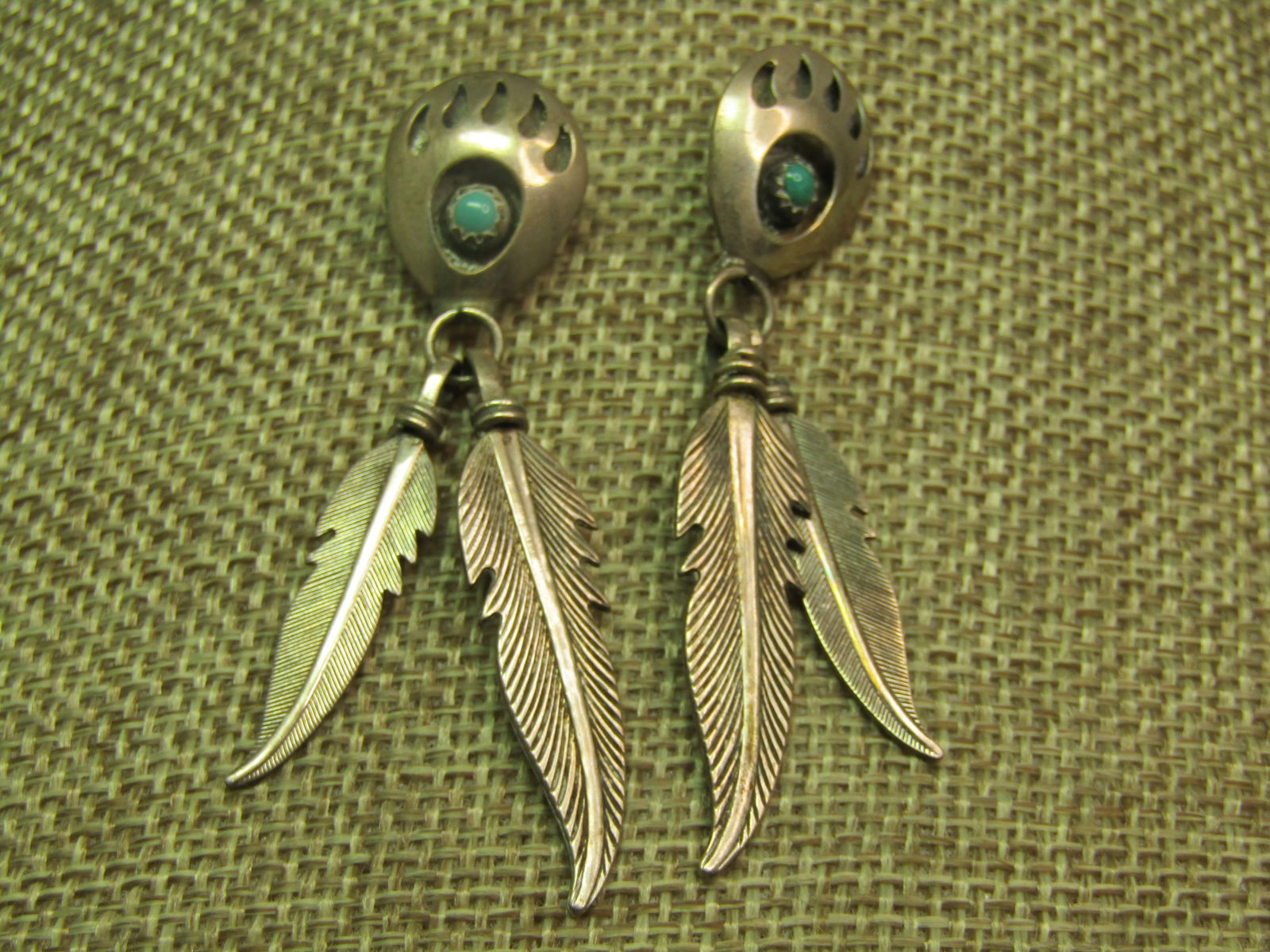 Vintage Sterling Southwestern Turquoise Bear Paw Earrings, Drop Feathers, On Card, 1970's-1980's - 3