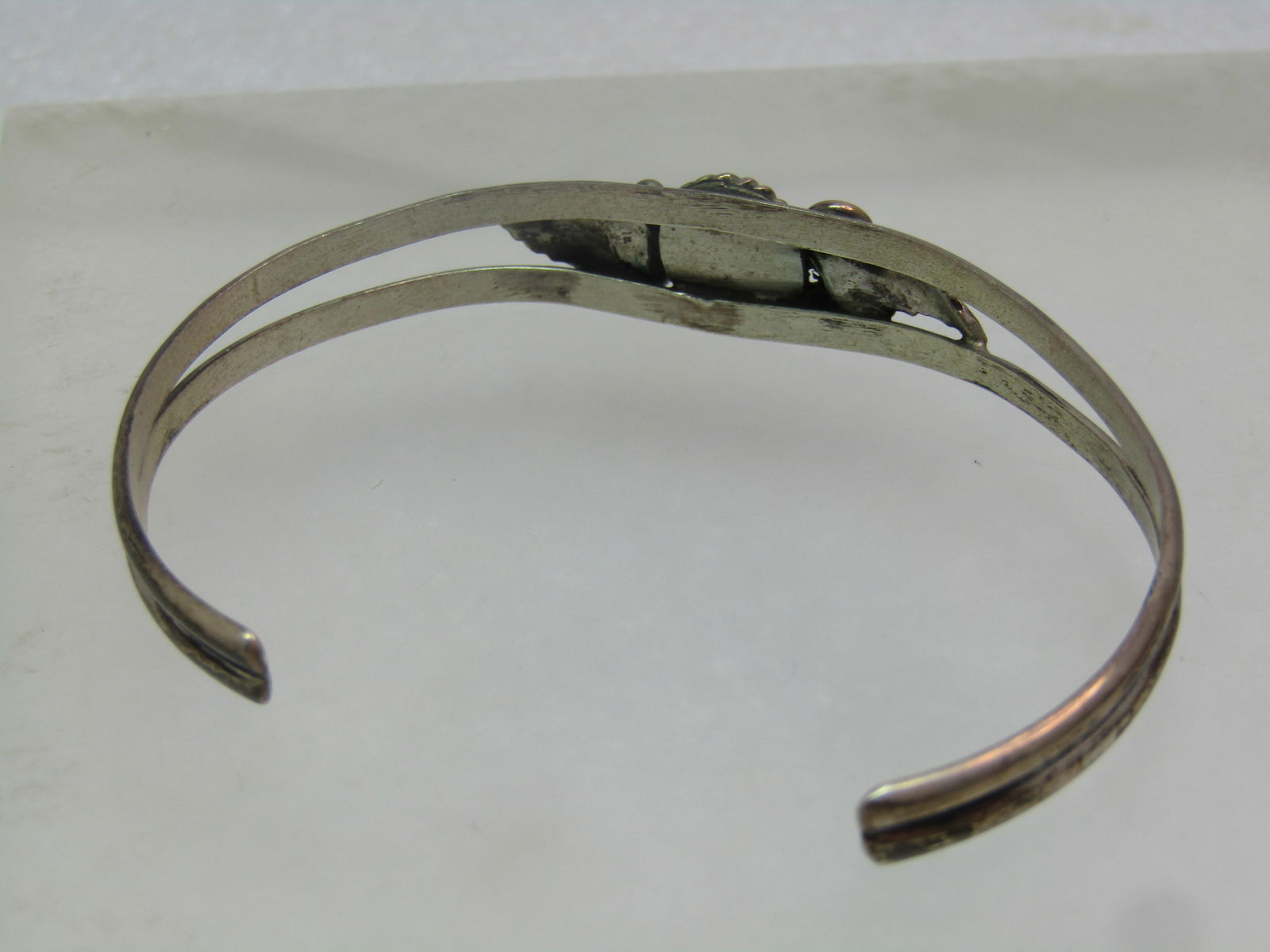 Vintage Sterling Southwestern MOP Cuff Bracelet, 6.5", 1960's-1970's - 5