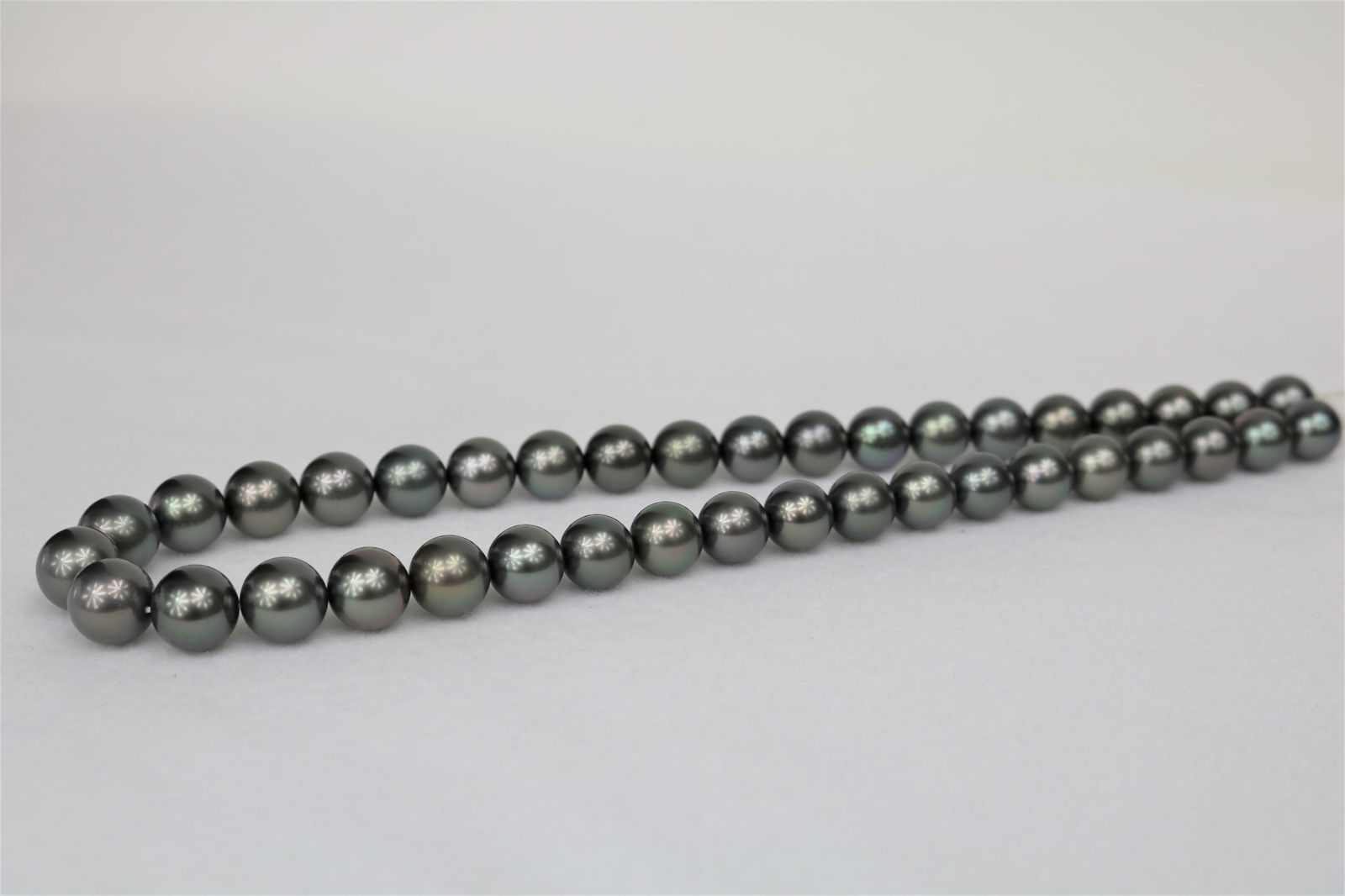 10-11mm Tahitian Round AAA Necklace with 14k Clasp - 3