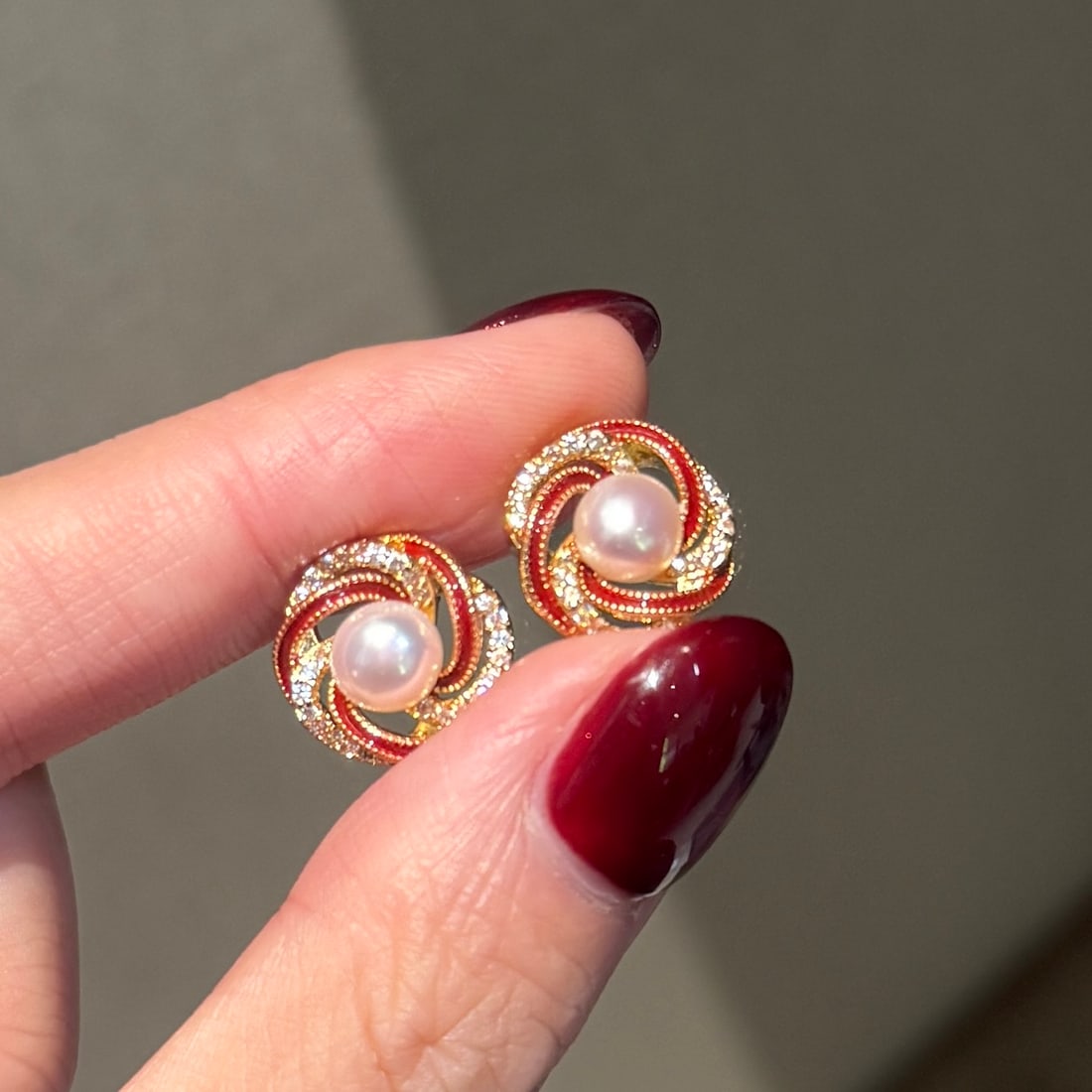 Sunflower Freshwater Pearl Stud Earrings, High-Quality Natural Pearls - 5